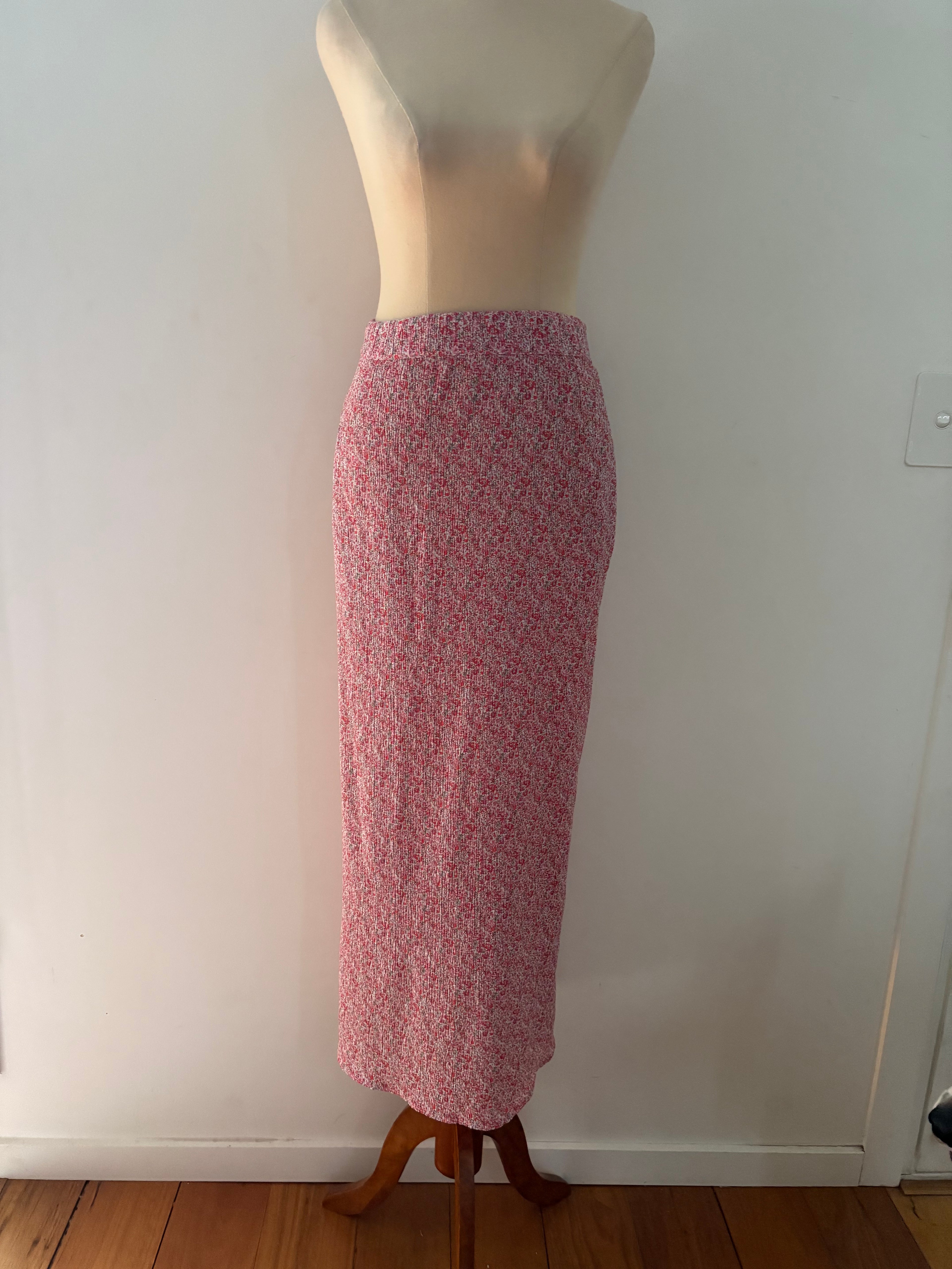 🌸 MINKPINK Floral Maxi Skirt – Size Large