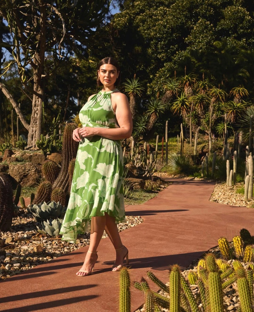 Estelle Size 18 | Effortless Elegance
