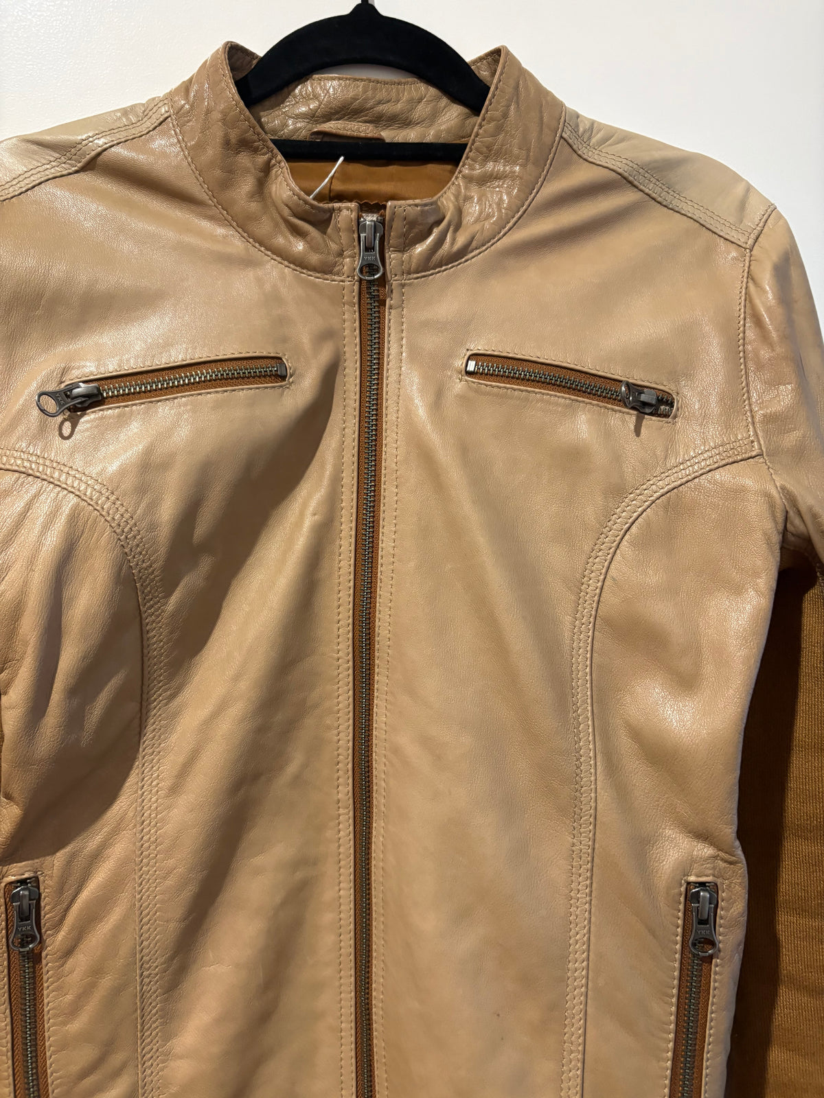 Dory’s Exclusive Leather jacket