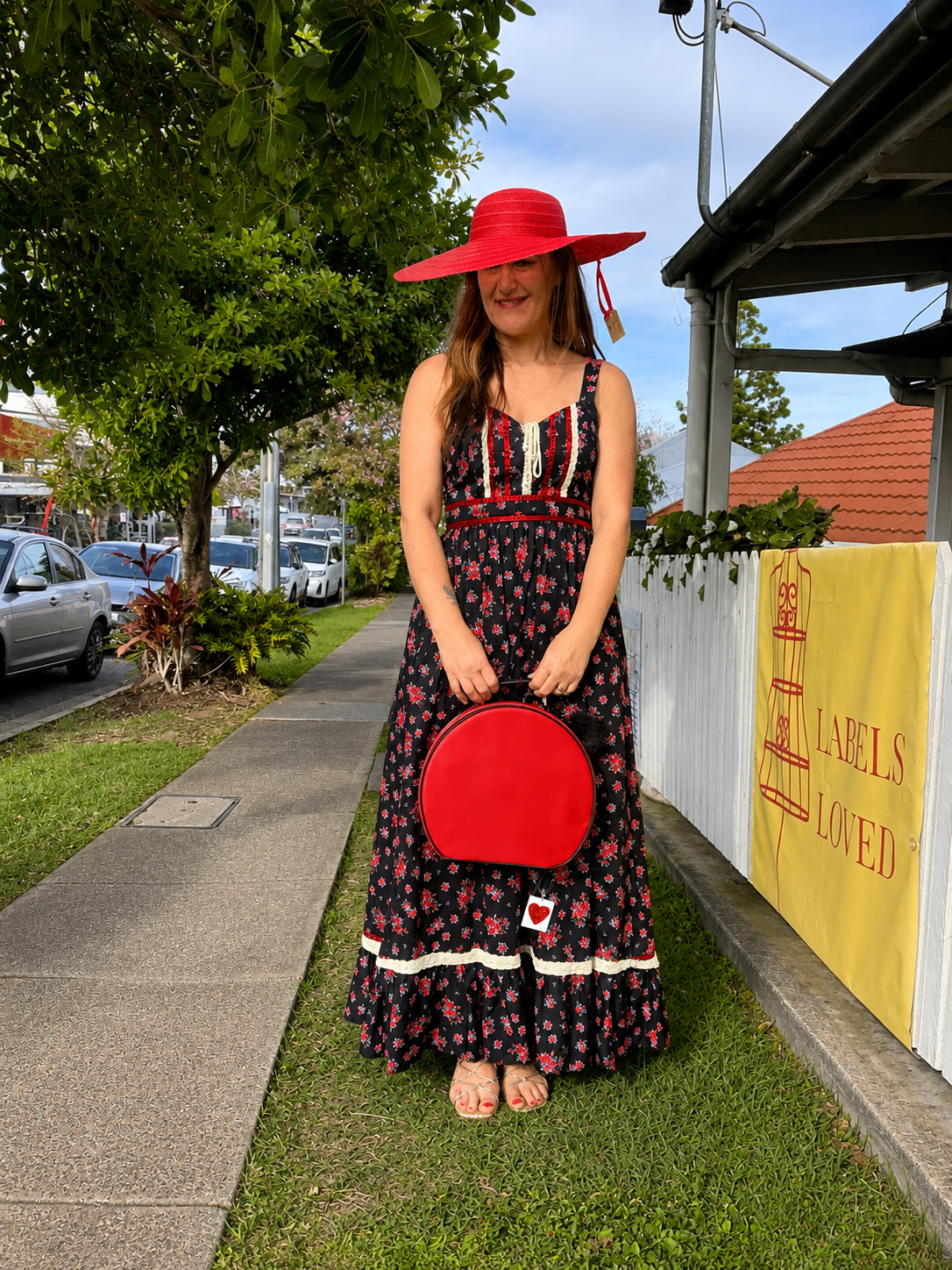 Vintage-Inspired Floral Maxi Dress ❤️