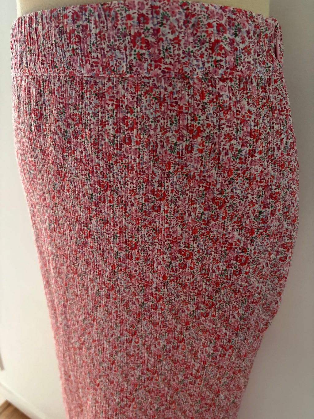 🌸 MINKPINK Floral Maxi Skirt – Size Large