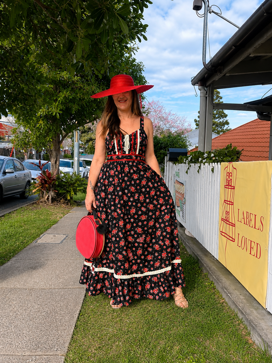Vintage-Inspired Floral Maxi Dress ❤️