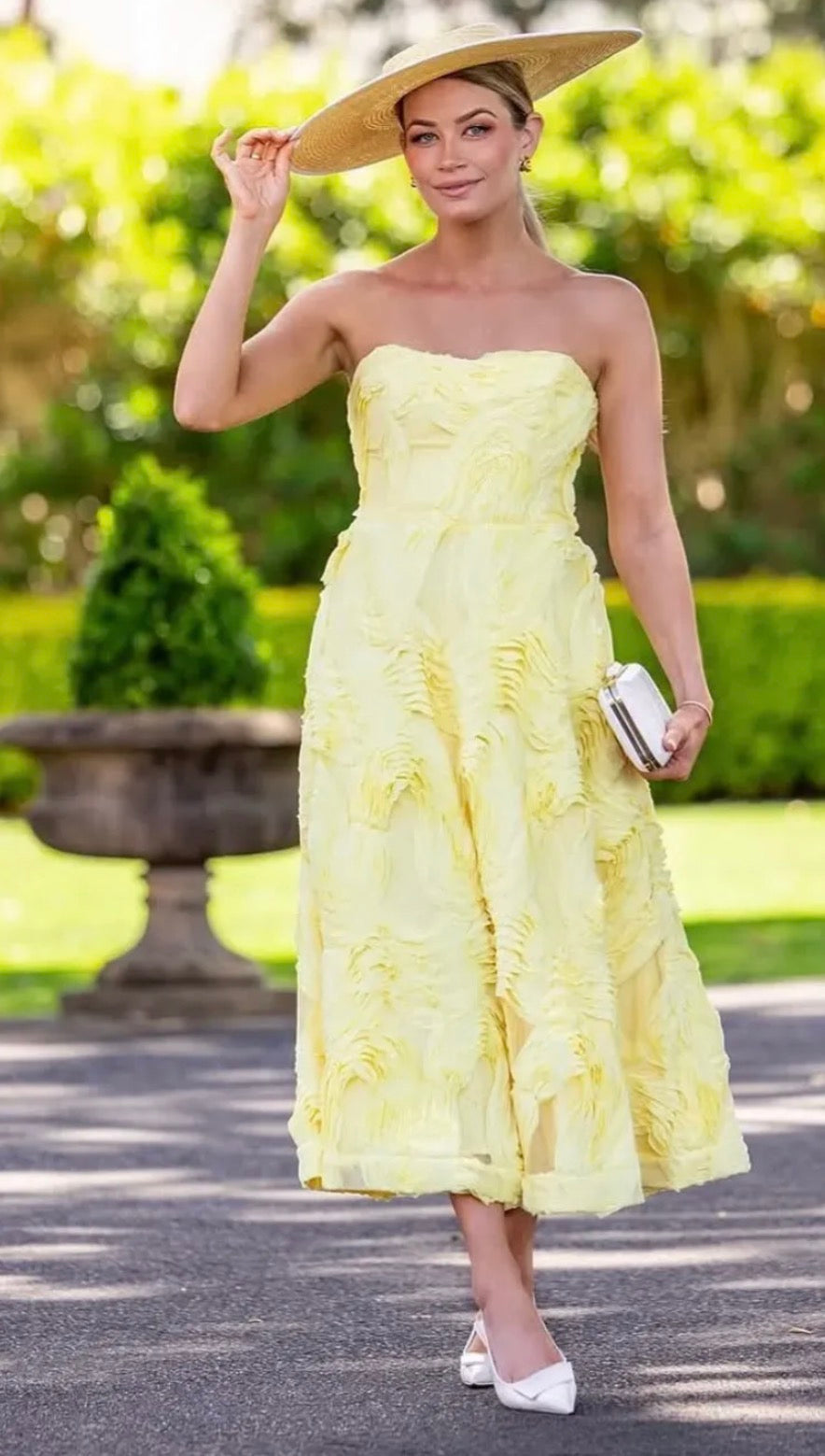 ELLIATT Strapless Textured Ribbon Midi Dress – Size XL