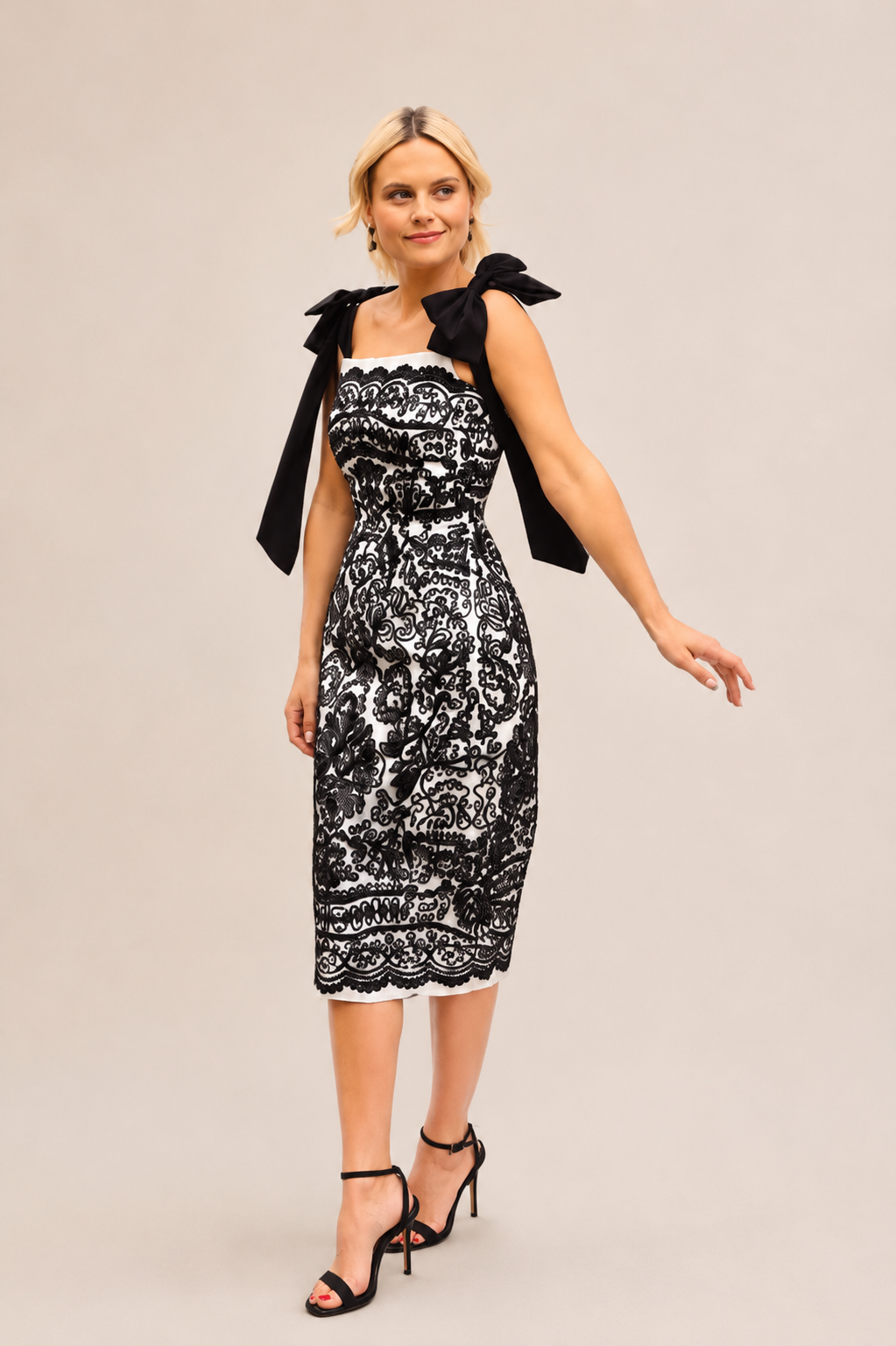 SACHA DRAKE | Size 10